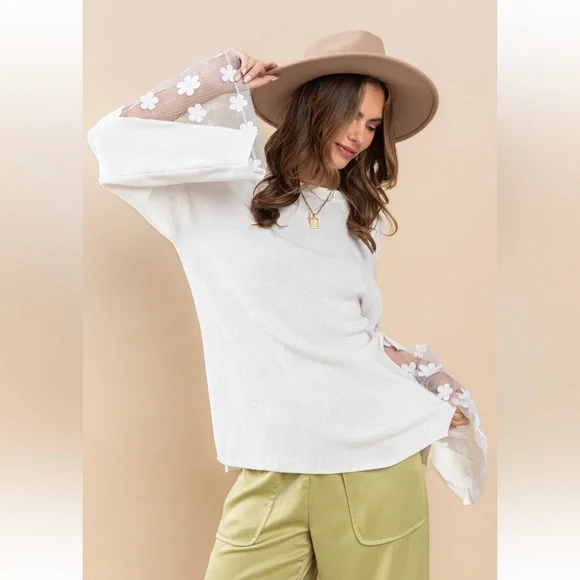 24 Beautiful Flower Detailed Bell Sleeve Knit Sweater Top - Picture 6 of 6